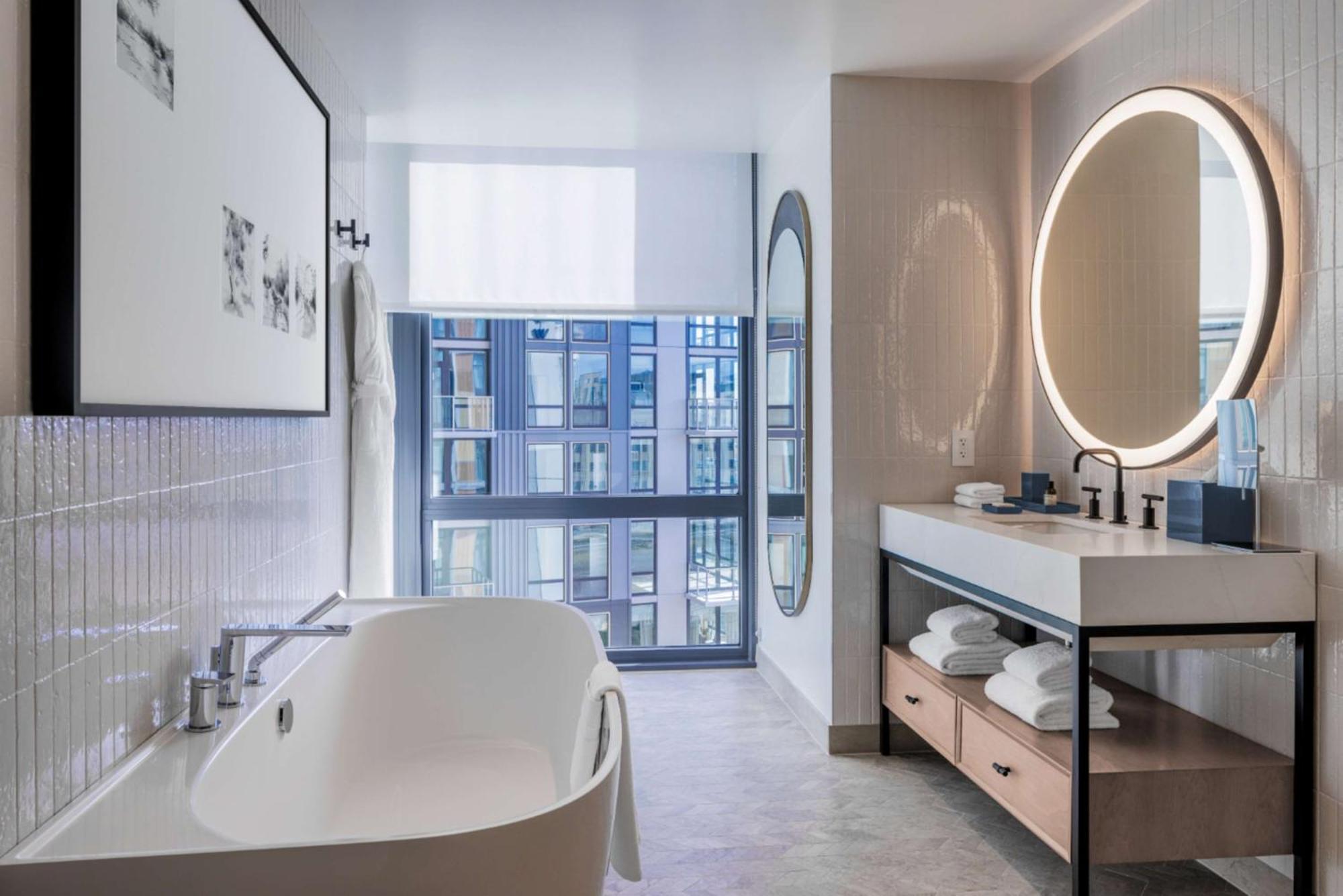 The Morrow Washington Dc, Curio Collection By Hilton Hotel Exterior photo