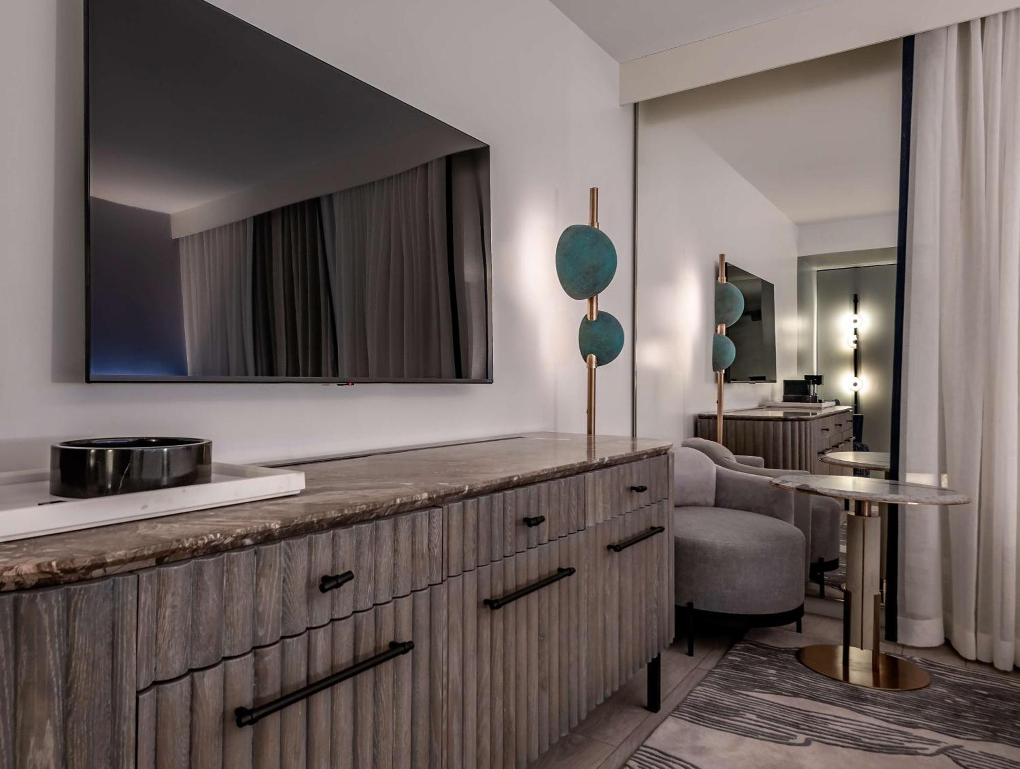 The Morrow Washington Dc, Curio Collection By Hilton Hotel Exterior photo